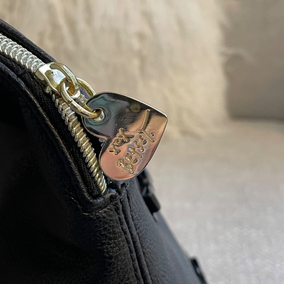 Betsey Johnson Black Bow Handbag - Picture 4 of 10